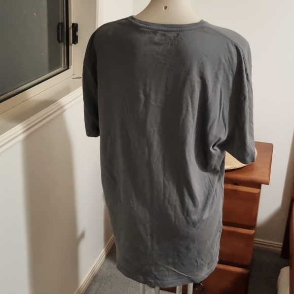 Levi's Men's Grey T-shirt with various Vintage Levi's Images on Front Size XXL - Picture 4 of 11